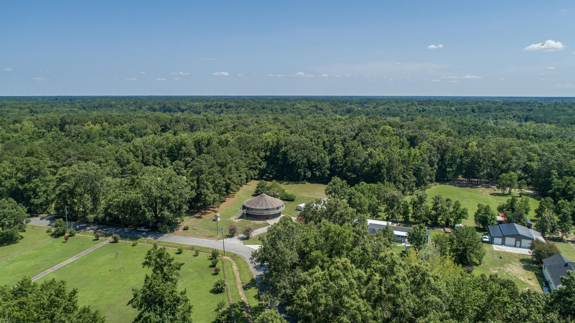 395 Summerset Lane  Photo 35