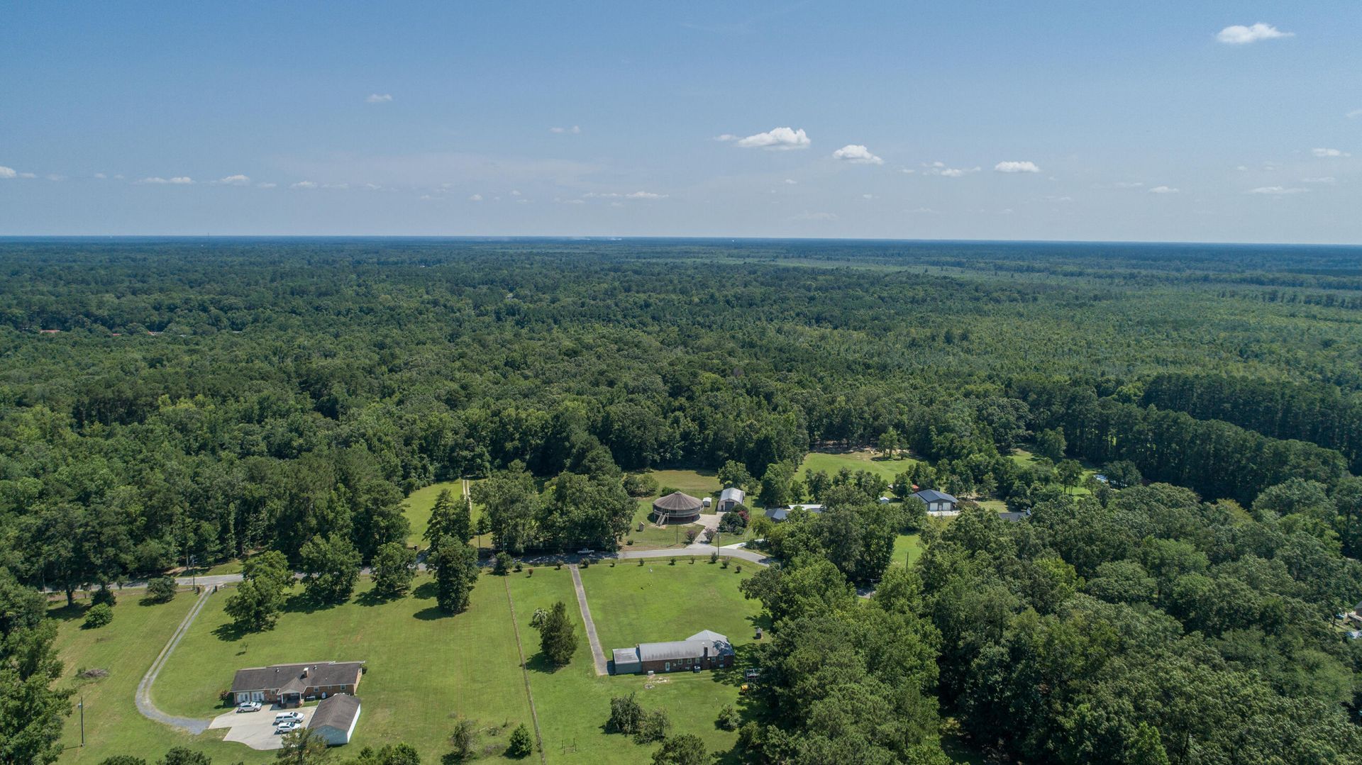 395 Summerset Lane  Photo 37