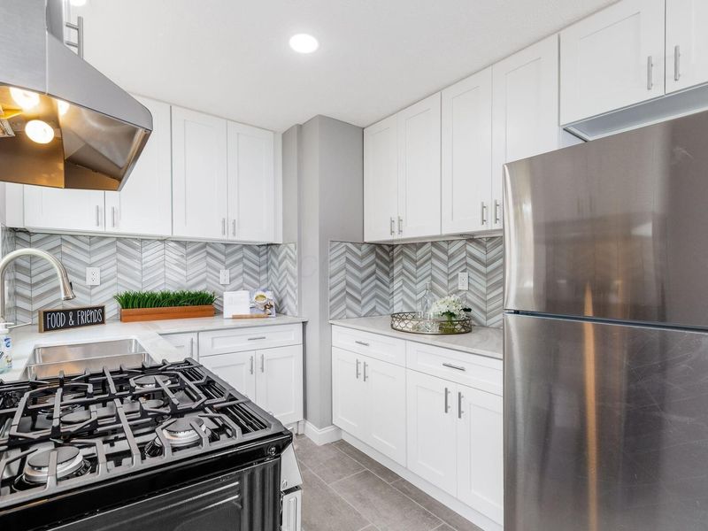 949 E 19th Avenue, Columbus, OH 43211 Photo 14