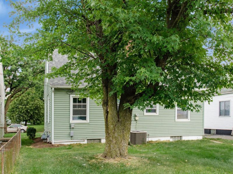 949 E 19th Avenue, Columbus, OH 43211 Photo 28