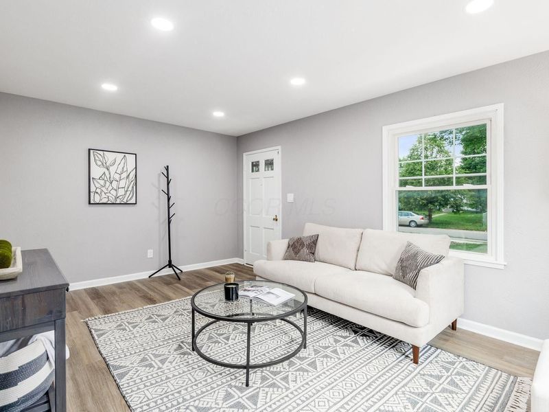 949 E 19th Avenue, Columbus, OH 43211 Photo 7