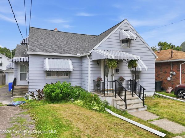 293 Lyndwood Avenue, Wilkes-Barre, PA 18706