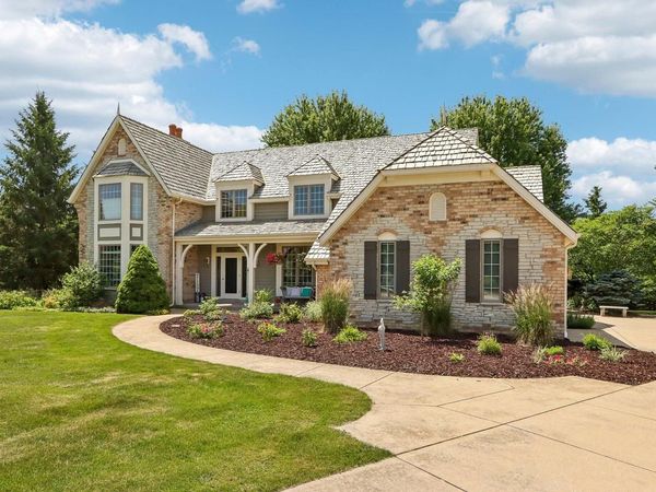 W288N3341 Lost Creek COURT, Pewaukee, WI 53072