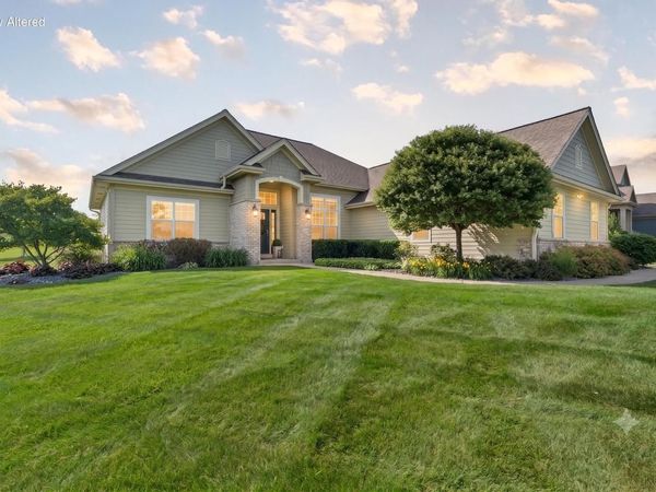 W129S8726 Boxhorn Reserve DRIVE, Muskego, WI 53150
