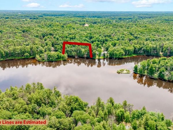 N6079 Shore Dr Q-4, Wallace, MI 49893