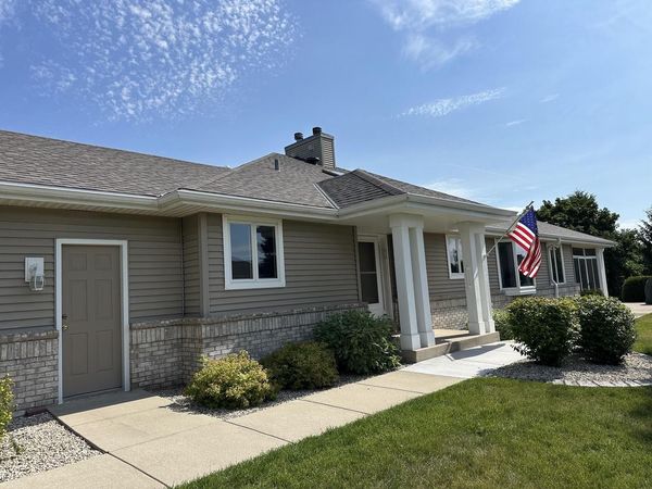 W173N7930 Bluejay COURT, Menomonee Falls, WI 53051