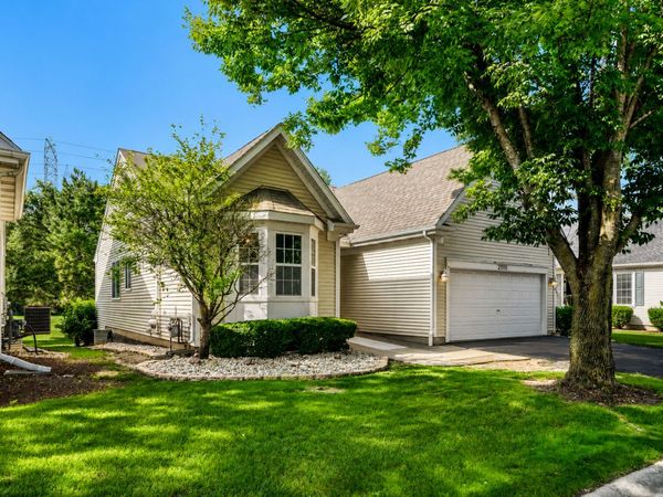 21119 W Walnut Lane , Plainfield, IL 60544