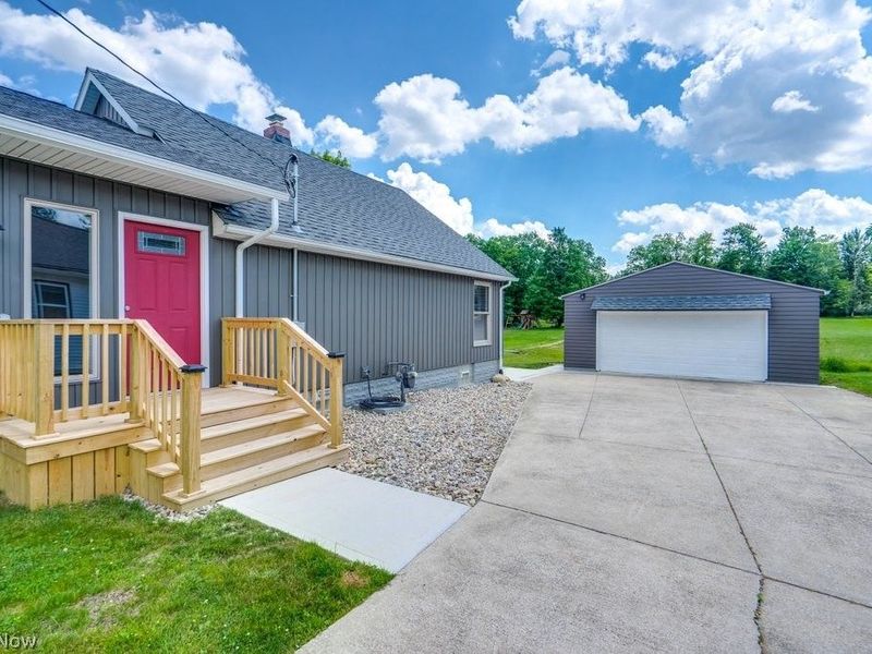 1182 Eastwood Avenue, Tallmadge, OH 44278 Photo 2