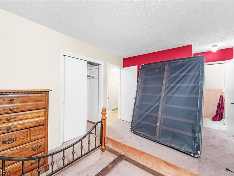 2253 Hi Vue Drive, Green, OH 44312 Photo 17