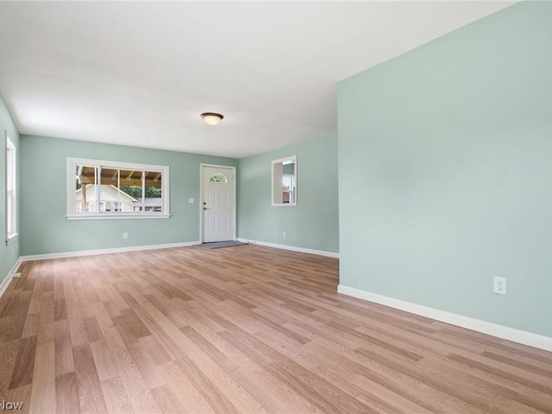 2116 25th Street NE, Canton, OH 44705 Photo 10