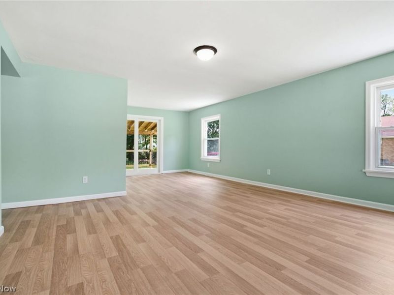 2116 25th Street NE, Canton, OH 44705 Photo 8