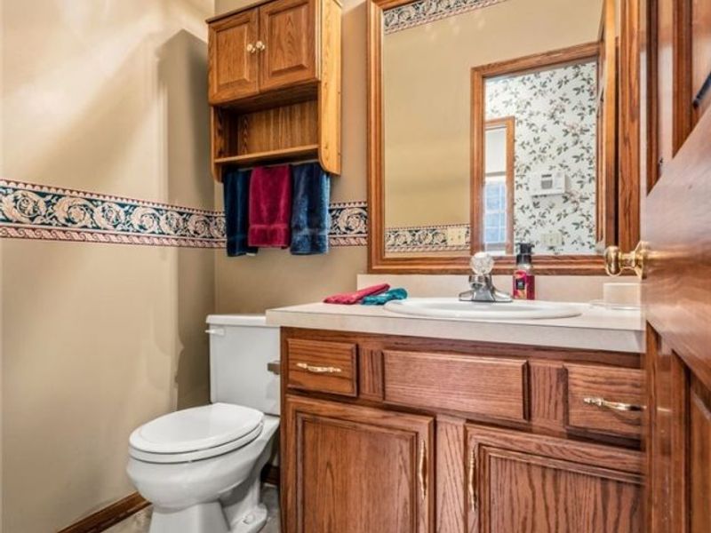 6638 Forestwood Street NW, Canton, OH 44718 Photo 15