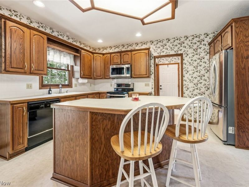 6638 Forestwood Street NW, Canton, OH 44718 Photo 19
