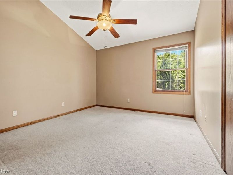 6638 Forestwood Street NW, Canton, OH 44718 Photo 26
