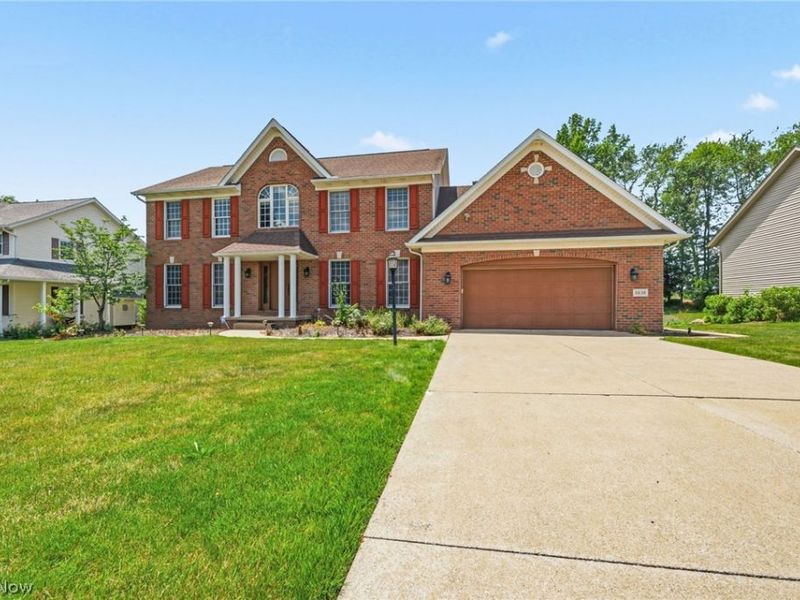 6638 Forestwood Street NW, Canton, OH 44718 Photo 4