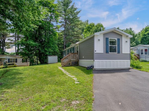 34 Falcon Circle , Augusta, ME 04330