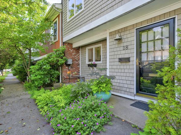 18 Ponce Street, Portland, ME 04101