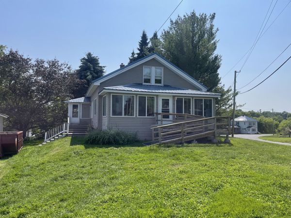 1 Elm Street , Caribou, ME 04736