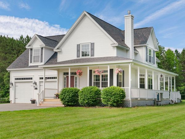 517 Blackstream Road, Hermon, ME 04401