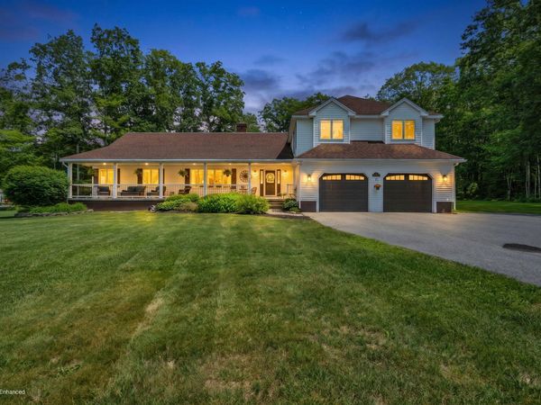 1002 Buck Hill Drive, Veazie, ME 04401