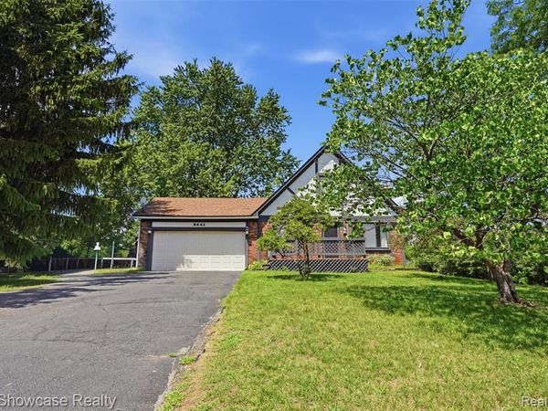 2441 Amelia, Highland Twp, MI 48356