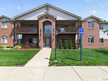 45720 Prairiegrass Court, Van Buren Twp, MI 48111