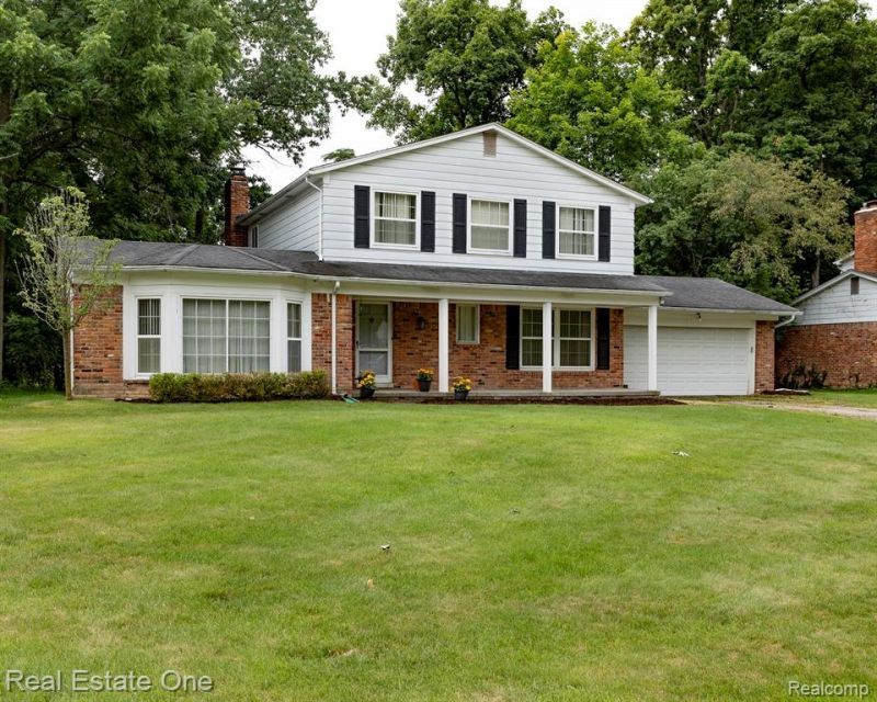 4259 Pinecroft Court, West Bloomfield Township, MI 48322 Main Photo