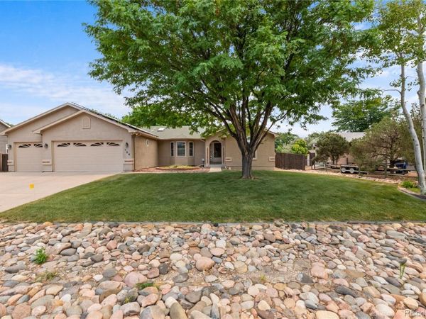 156 S Golfwood Drive E, Pueblo, CO 81007