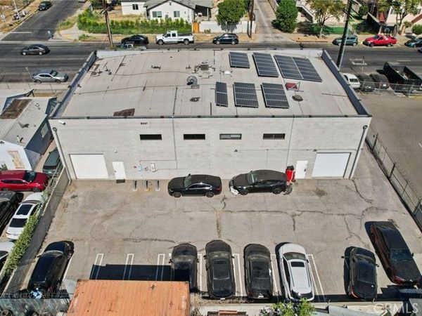 8201 Sepulveda Place, Panorama City, CA 91402