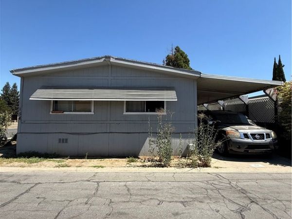 5505 W Tulare Avenue, Unit 154, Visalia, CA 93277