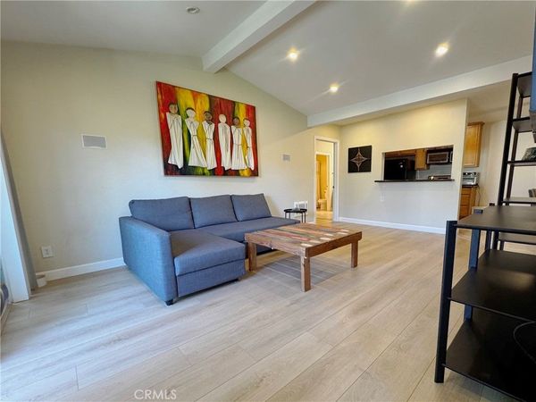 1345 Cabrillo Park, Unit E10, Santa Ana, CA 92701