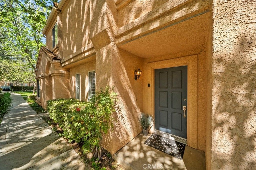 25118 B Steinbeck, Stevenson Ranch, CA 91381 Main Photo