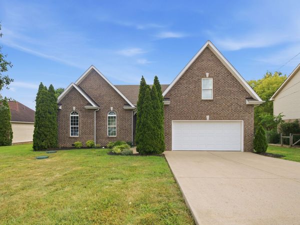 1513 Jeter Way , Murfreesboro, TN 37129