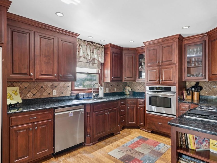 Property Image 37