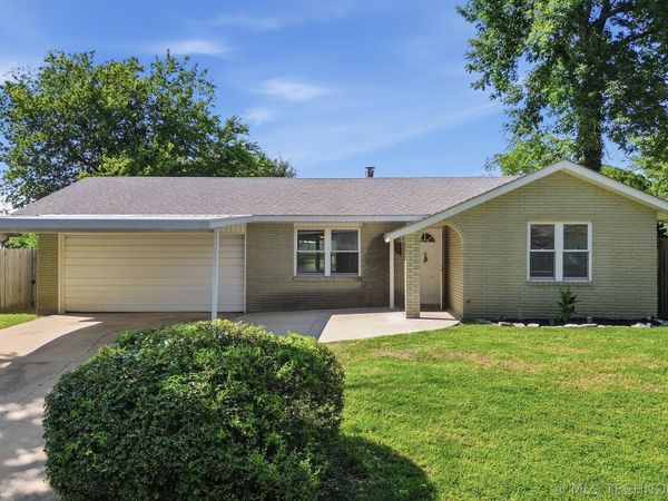 16425 E 1st Street S, Tulsa, OK 74108