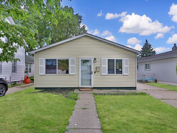 1000 E Mahan Avenue, Hazel Park, MI 48030