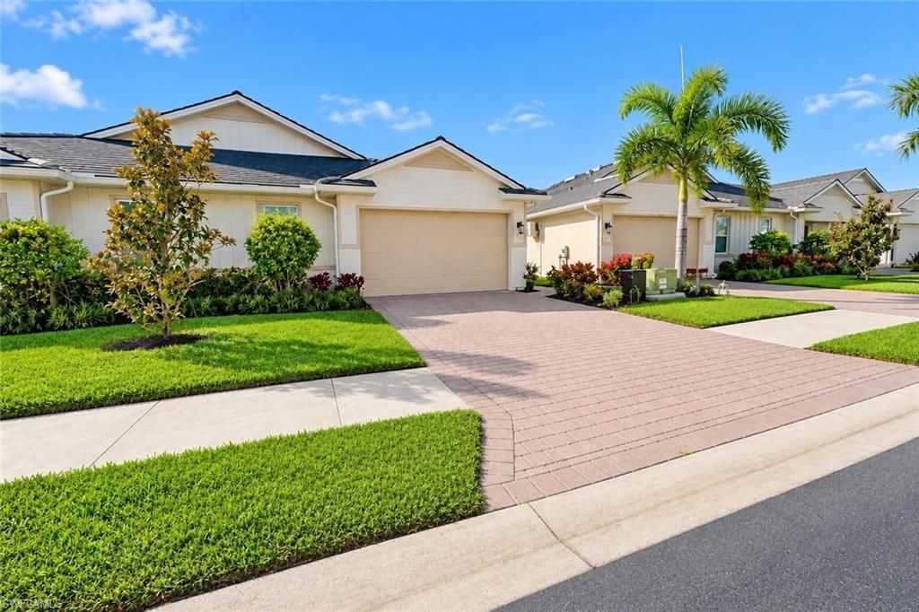 1170 Tranquil Brook Dr, Naples, FL 34114 Photo