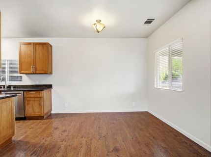 411 Berkeley Ave, Roseville, CA 95678 Photo
