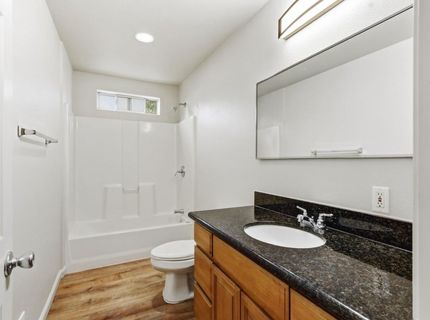 411 Berkeley Ave, Roseville, CA 95678 Photo