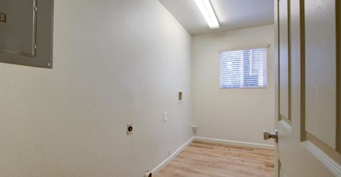 411 Berkeley Ave, Roseville, CA 95678 Photo