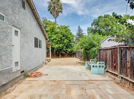 411 Berkeley Ave, Roseville, CA 95678 Photo
