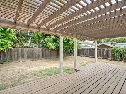 411 Berkeley Ave, Roseville, CA 95678 Photo