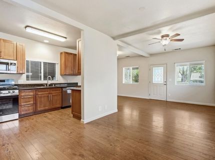 411 Berkeley Ave, Roseville, CA 95678 Photo
