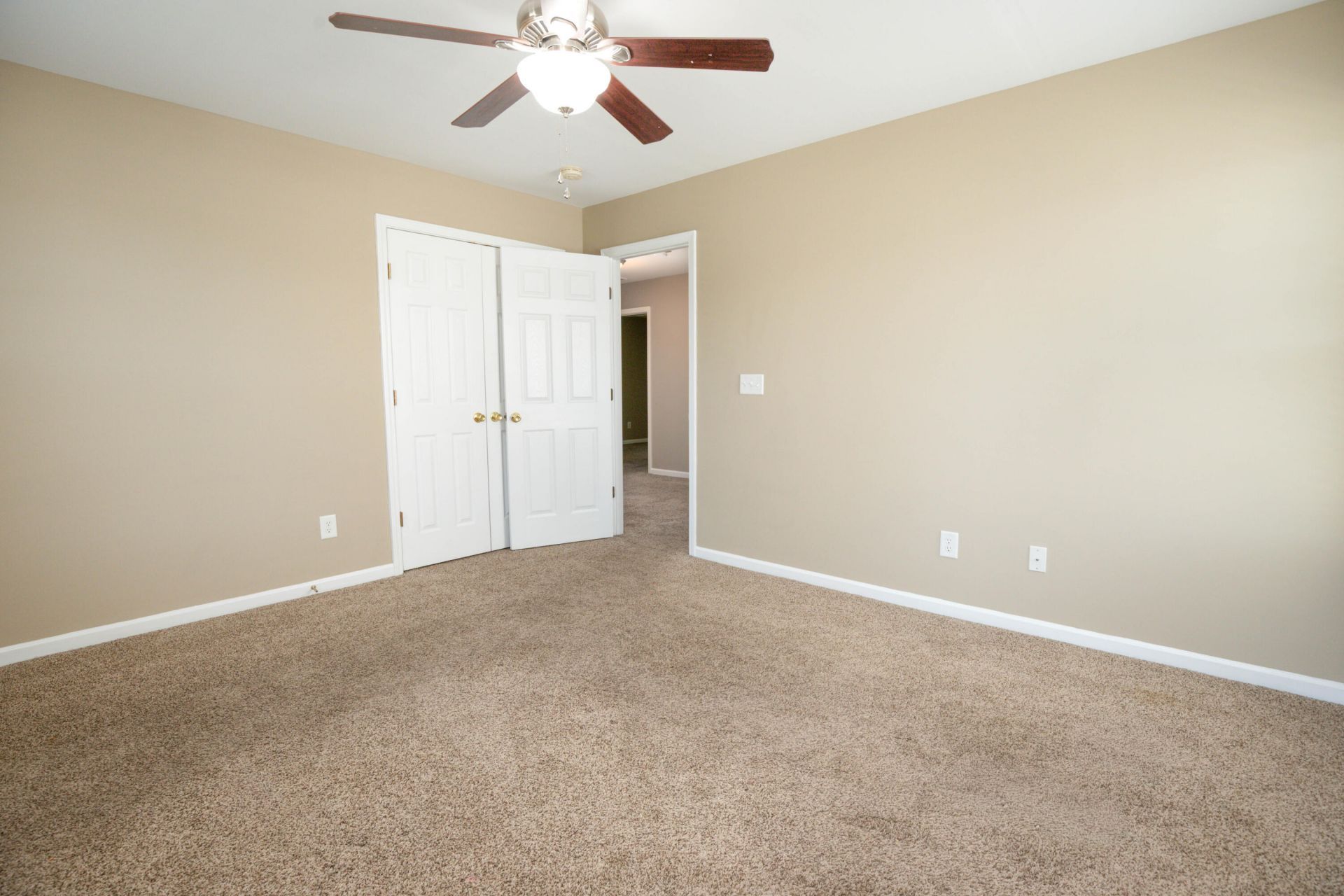 3413 Kirkwall Drive Photo 13