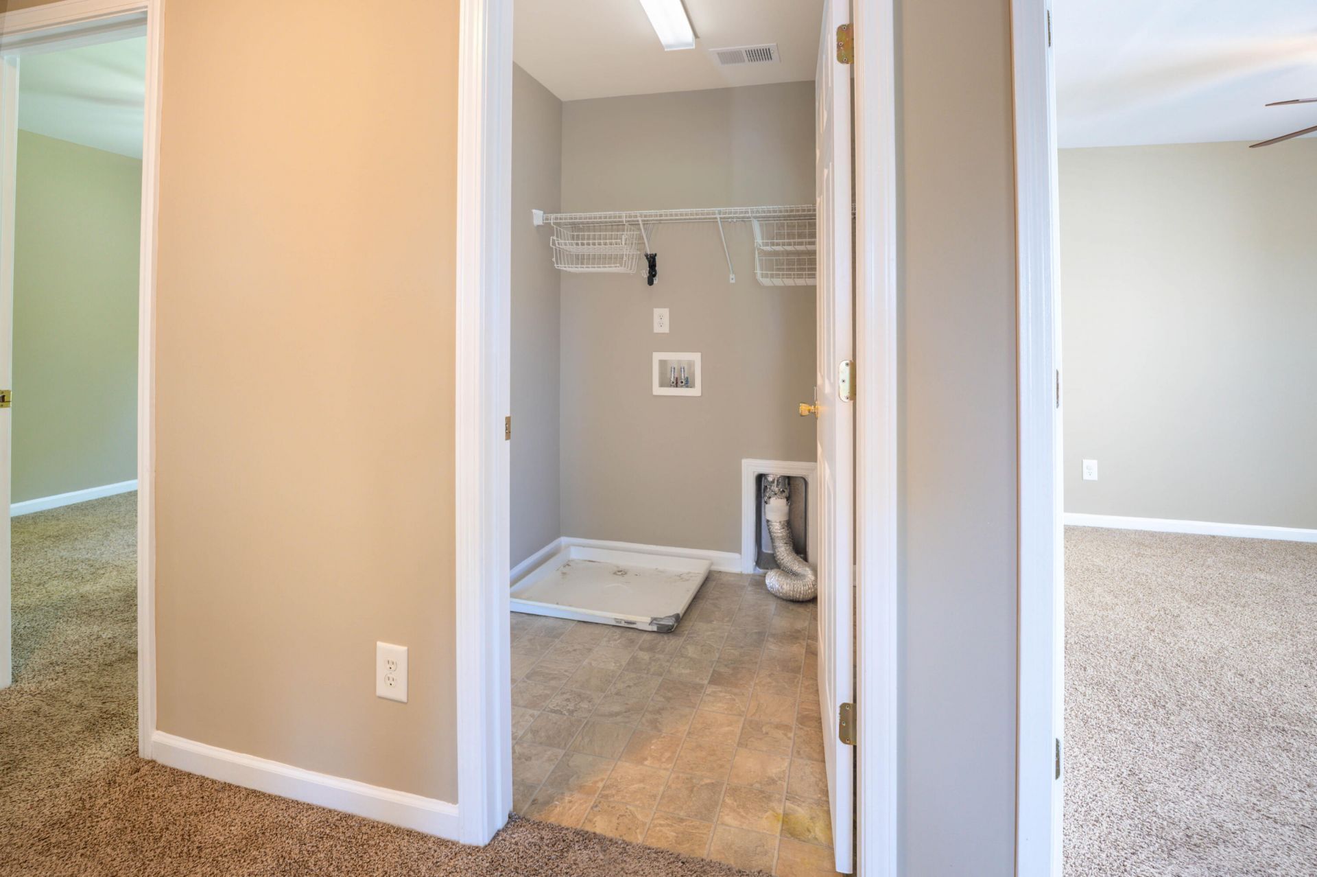 3413 Kirkwall Drive Photo 21