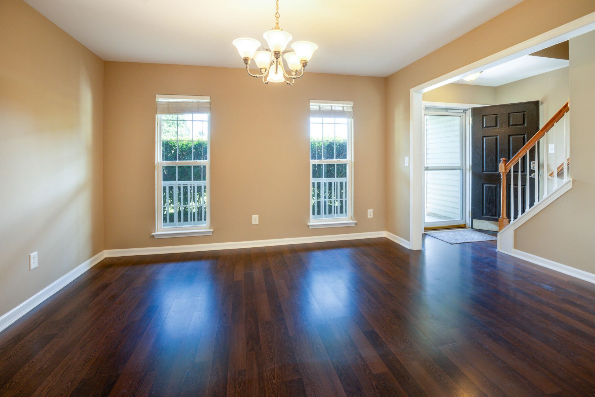 3413 Kirkwall Drive Photo 4