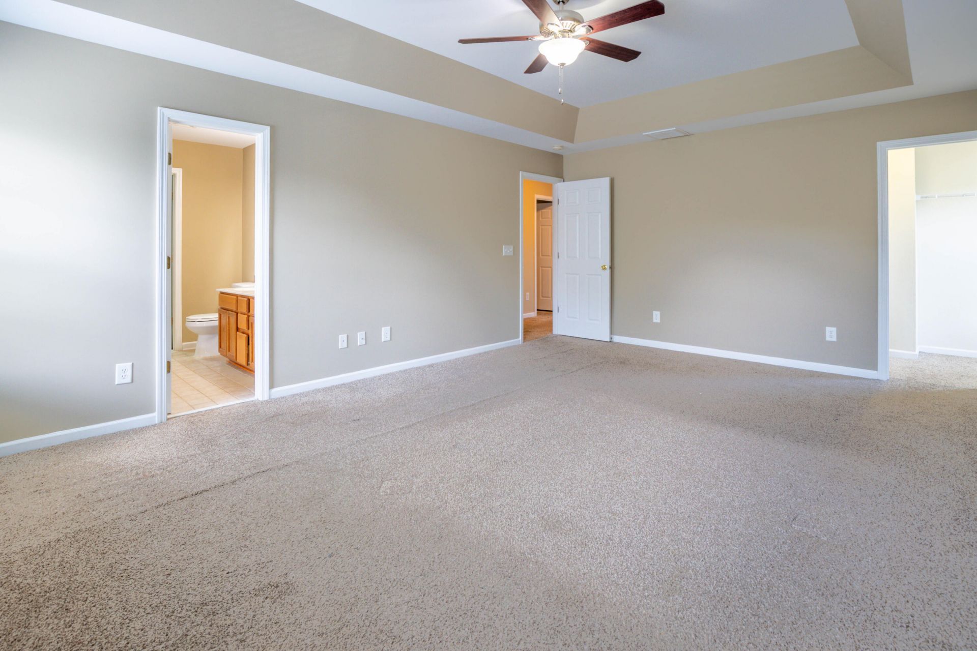 3413 Kirkwall Drive Photo 9