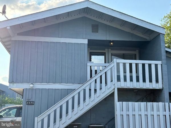 8656 INYO PLACE, Unit 10, MANASSAS PARK, VA 20111