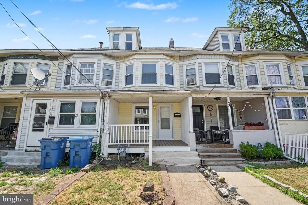 205 ANDERSON AVENUE, MORRISVILLE, PA 19067
