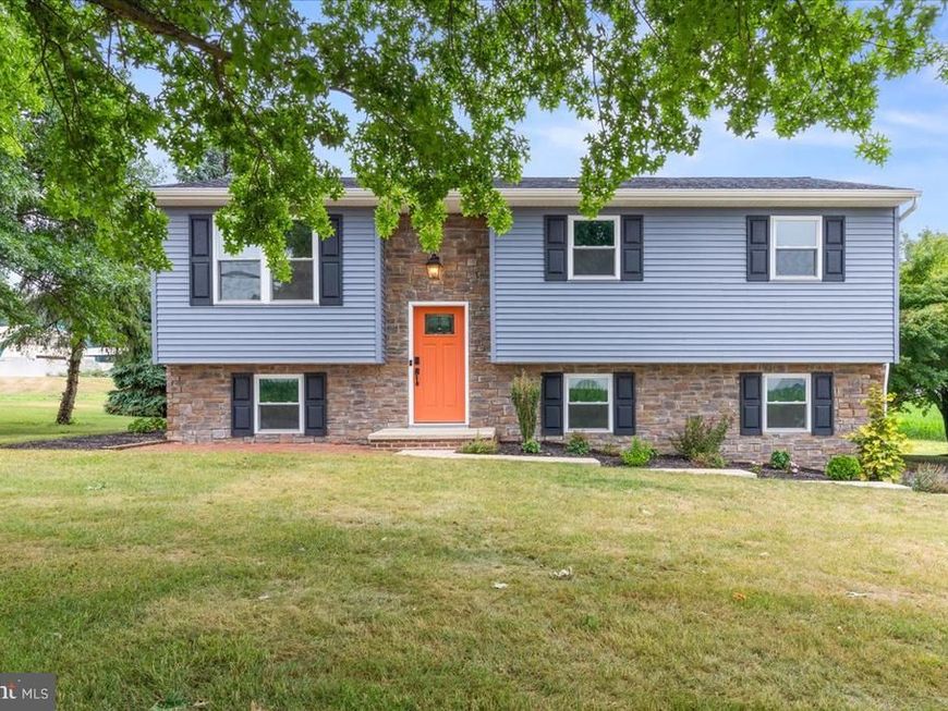 915 N Colebrook Road, Manheim, PA 17545 Main Photo